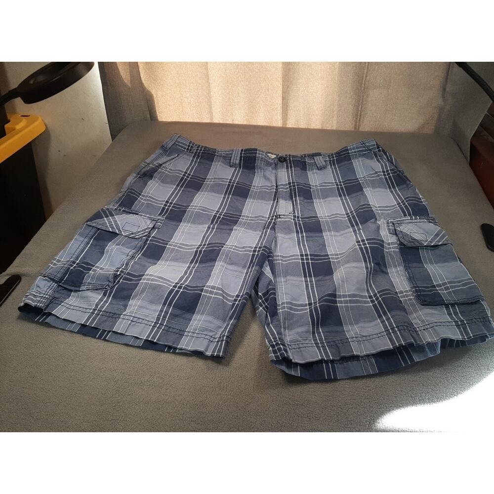 Izod Cargo Shorts Mens 40 Blue Plaid Golf Outdoors Gorpcore Pickleball Tennis